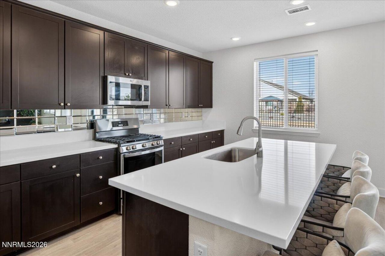 1280 Harness Drive, Sparks, NV 89436 Photo