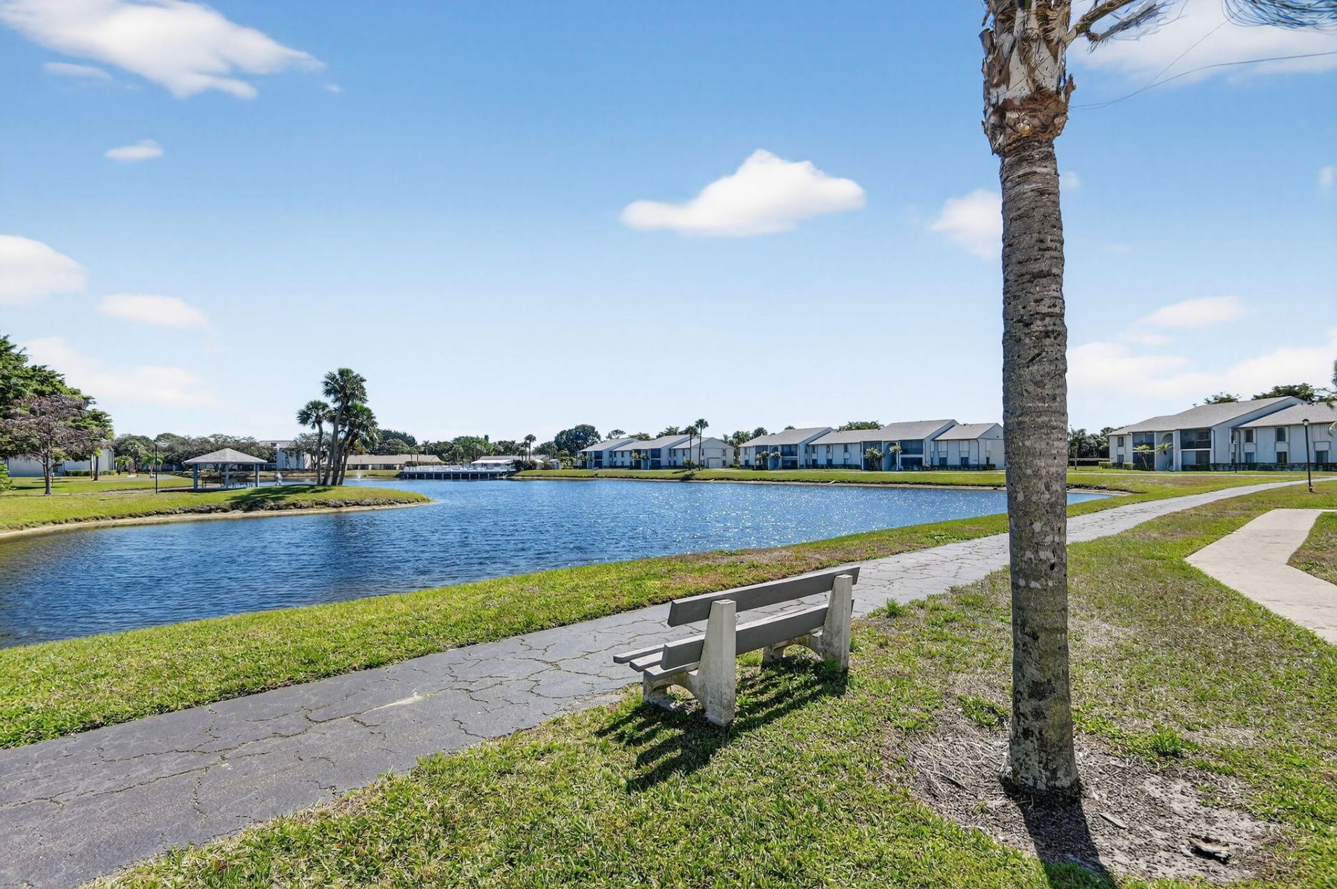 1005 Green Pine Blvd H-2, West Palm Beach, FL 33409 Photo