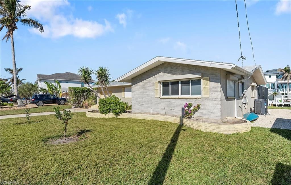 49 Fairview Blvd, Fort Myers Beach, FL 33931 Photo