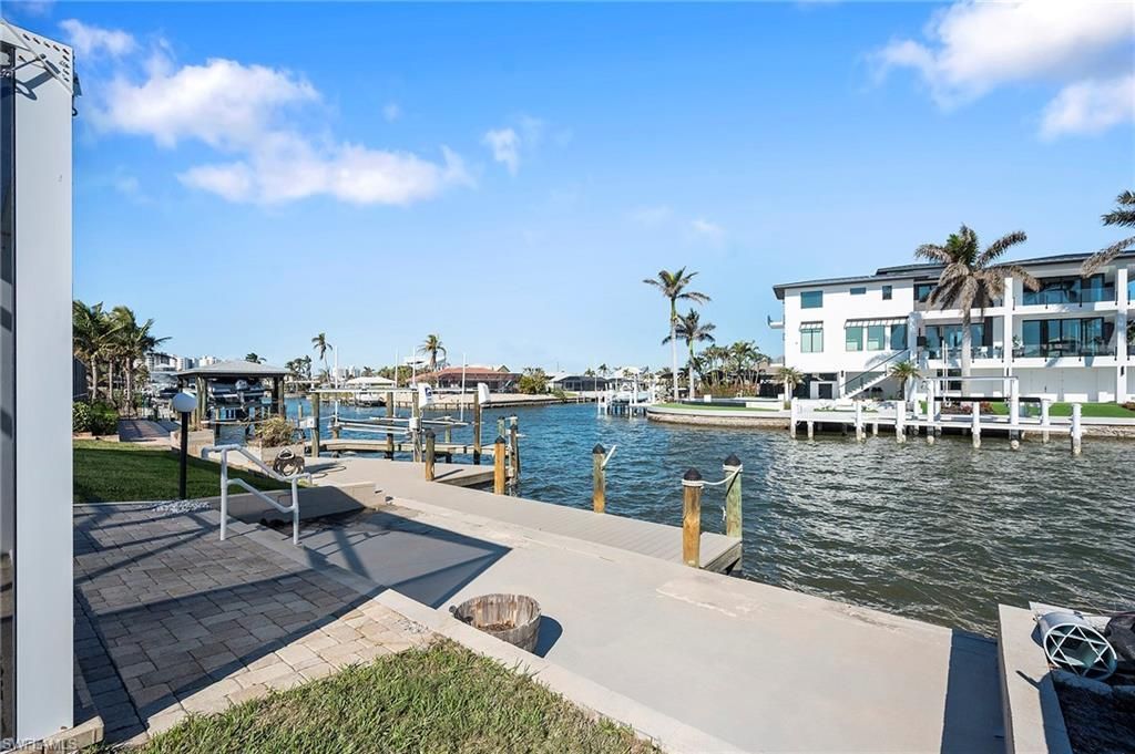 49 Fairview Blvd, Fort Myers Beach, FL 33931 Photo