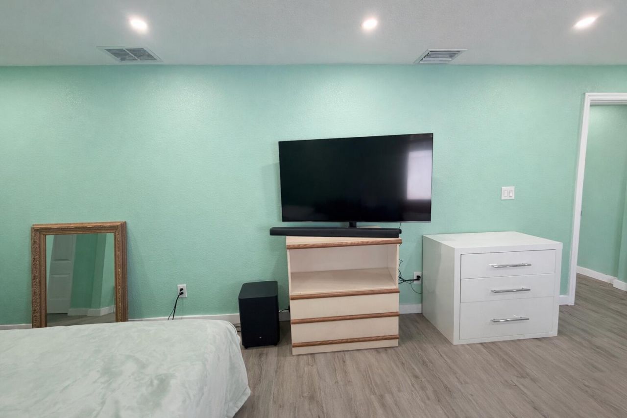 1381 W 1st Street, Riviera Beach, FL 33404 Photo