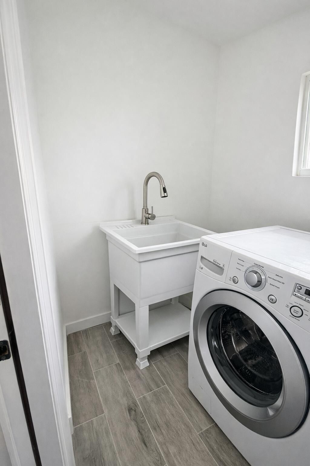 1381 W 1st Street, Riviera Beach, FL 33404 Photo