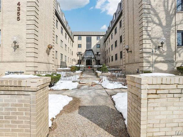 4355 Maryland Avenue, Unit 401, St Louis, MO 63108
