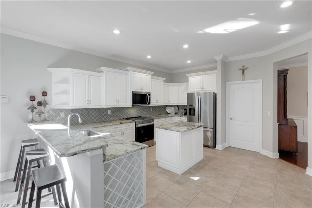 25295 Catskill Dr, Bonita Springs, FL 34135 Photo