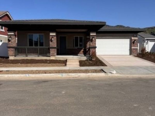 477 Wisteria Street, Fillmore, CA 93015