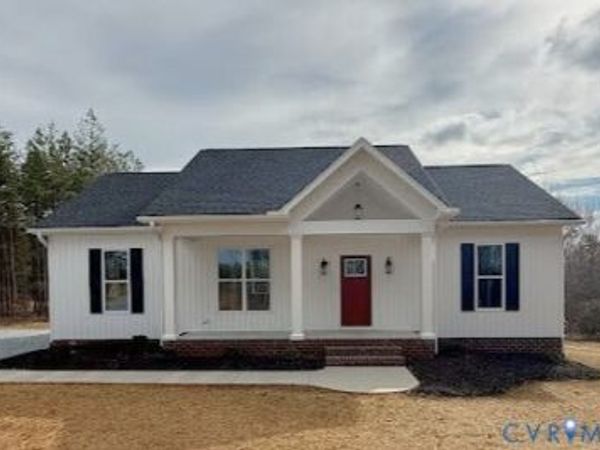 303 Deuprees Store Road, Drakes Branch, VA 23937