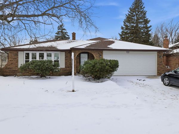 15606 Hollyhock Court, Orland Park, IL 60462