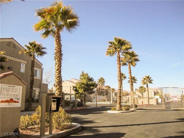 9470 Peace Way, Unit 115, Las Vegas, NV 89147