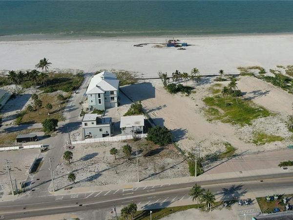 2330 Estero BLVD, FORT MYERS BEACH, FL 33931