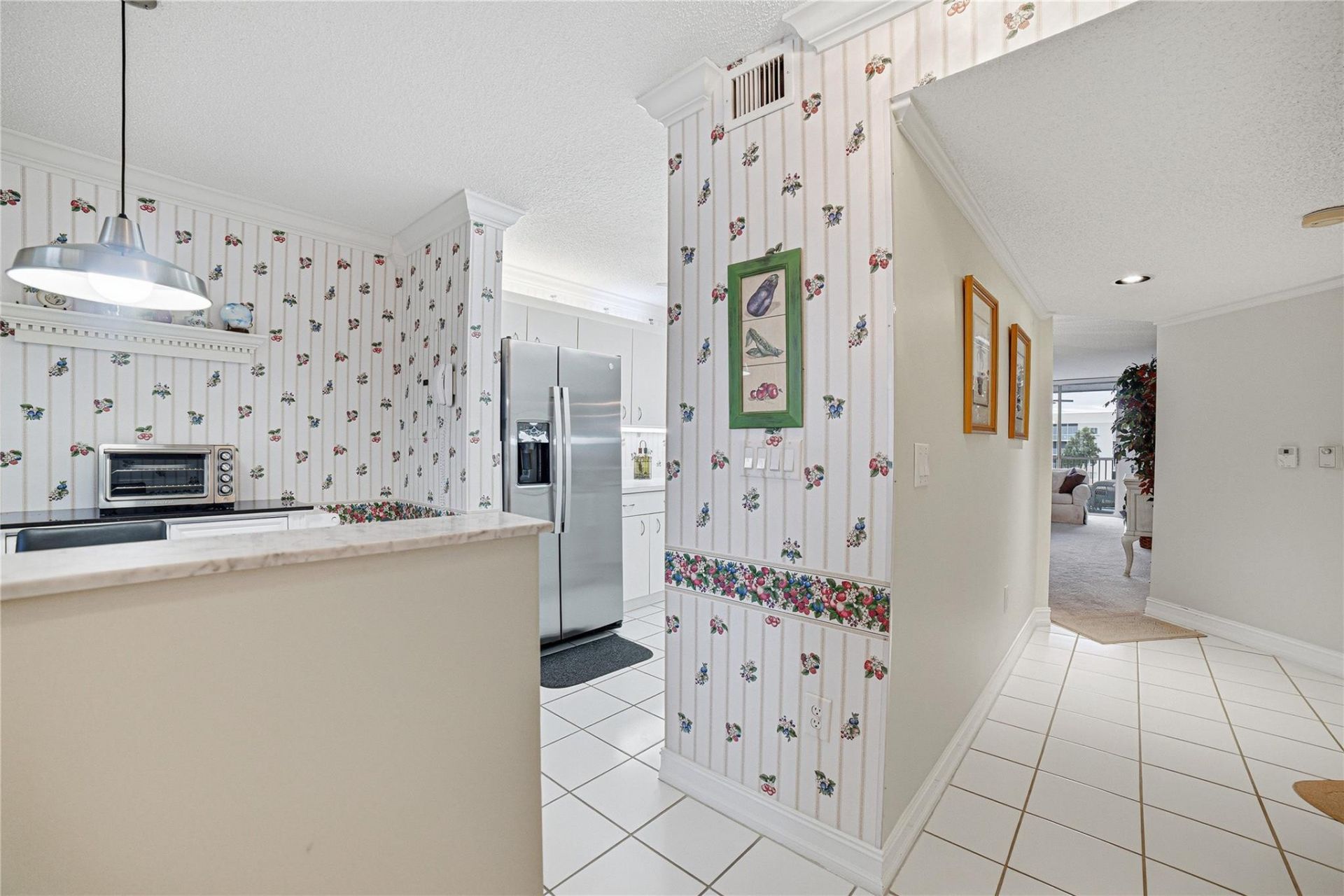 7770 Trent Drive, Unit 302, Fort Lauderdale, FL 33321 Photo