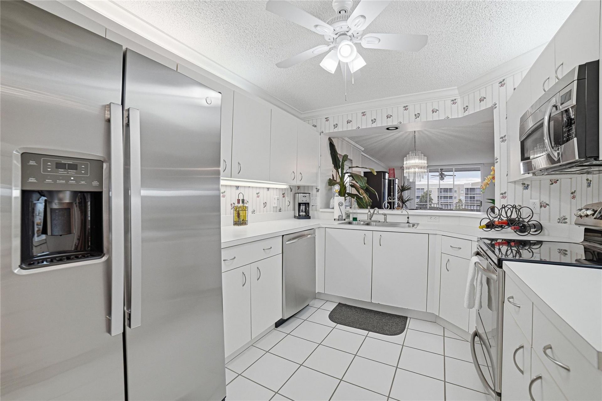 7770 Trent Drive, Unit 302, Fort Lauderdale, FL 33321 Photo