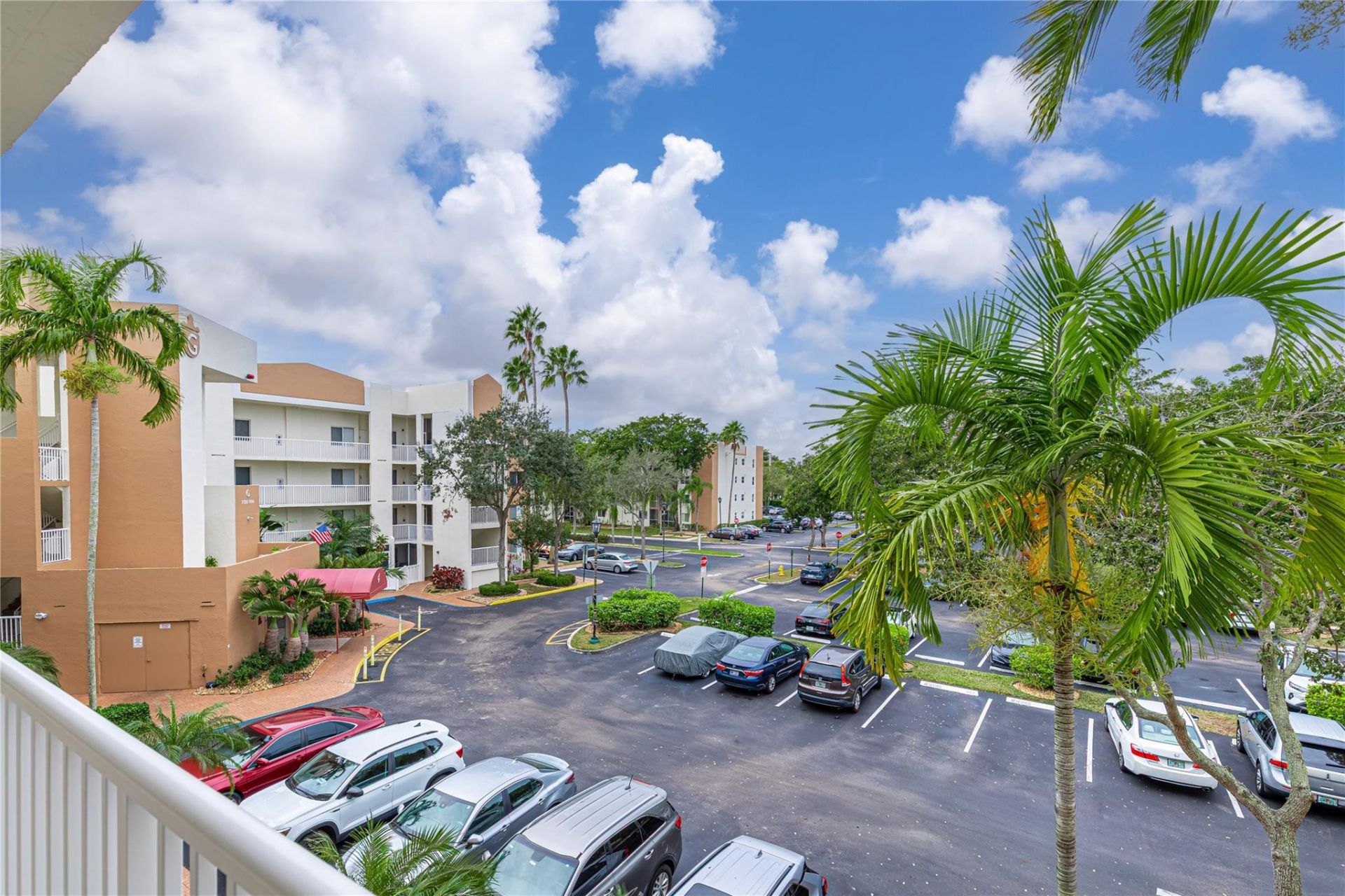 7770 Trent Drive, Unit 302, Fort Lauderdale, FL 33321 Photo