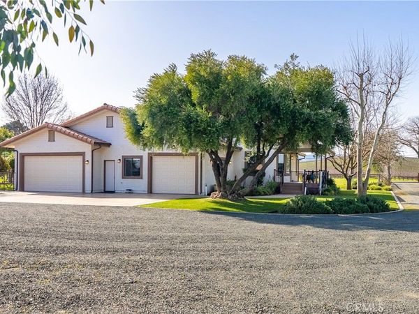 3870 Buena Vista Dr, Paso Robles, CA 93446