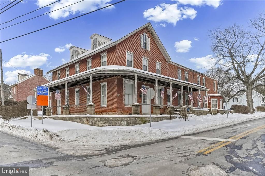 205 London Grove Road, West Grove, PA 19390 Main Photo