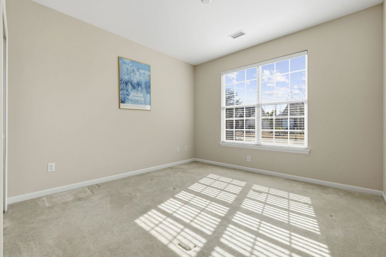 250 Carolina Crossing Blvd. Photo 22