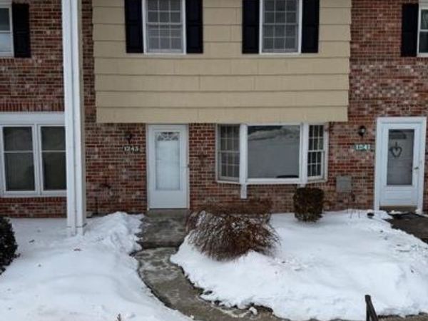 1243 PEGGY DRIVE, HUMMELSTOWN, PA 17036