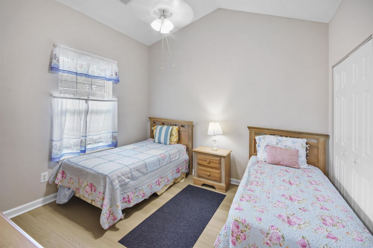 3923 Gladiola Ct. Photo 15