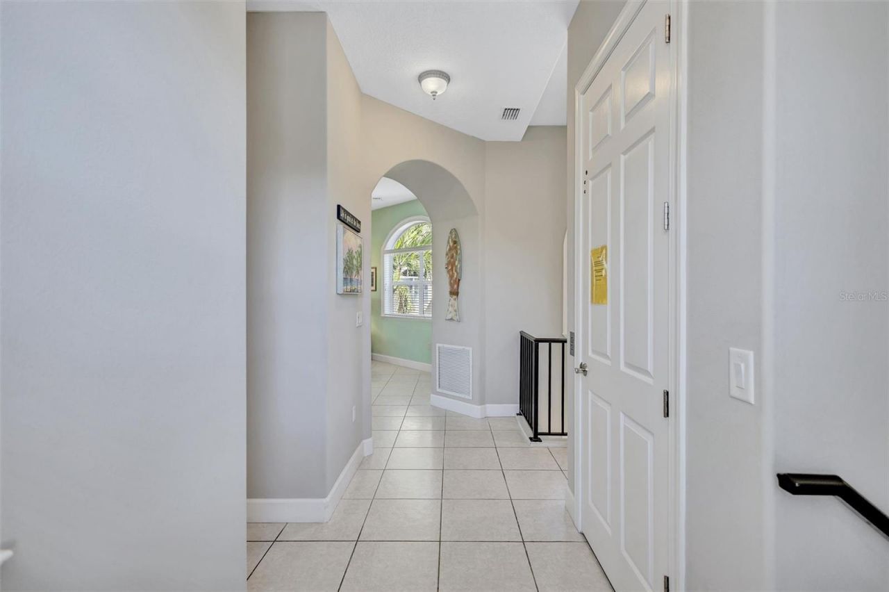 436 Canal Road, Unit A, Sarasota, FL 34242 Photo