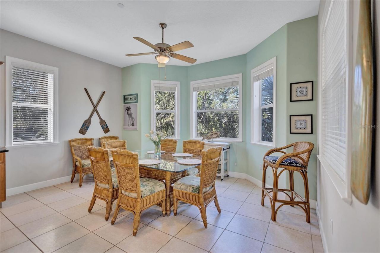 436 Canal Road, Unit A, Sarasota, FL 34242 Photo