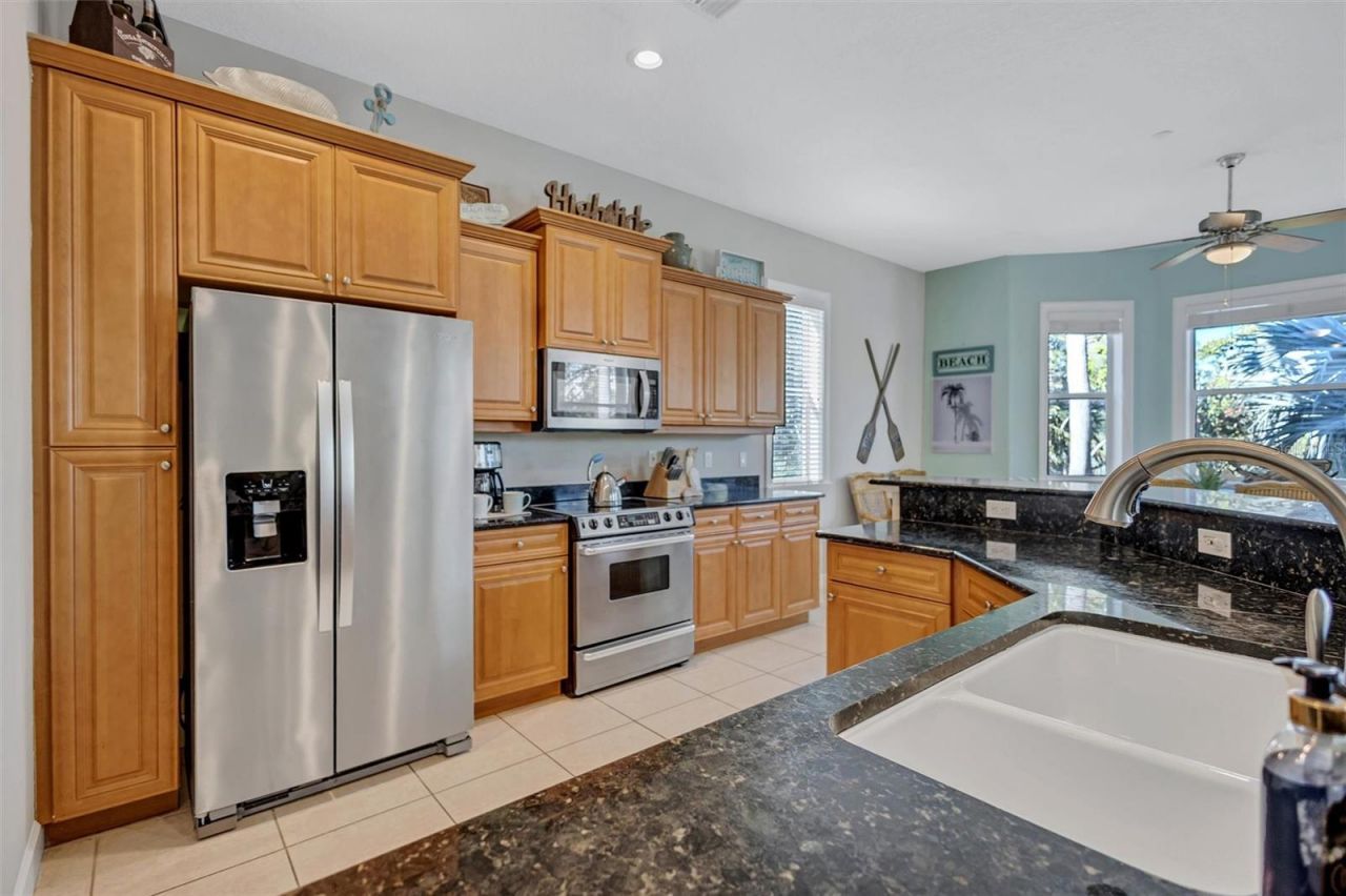 436 Canal Road, Unit A, Sarasota, FL 34242 Photo