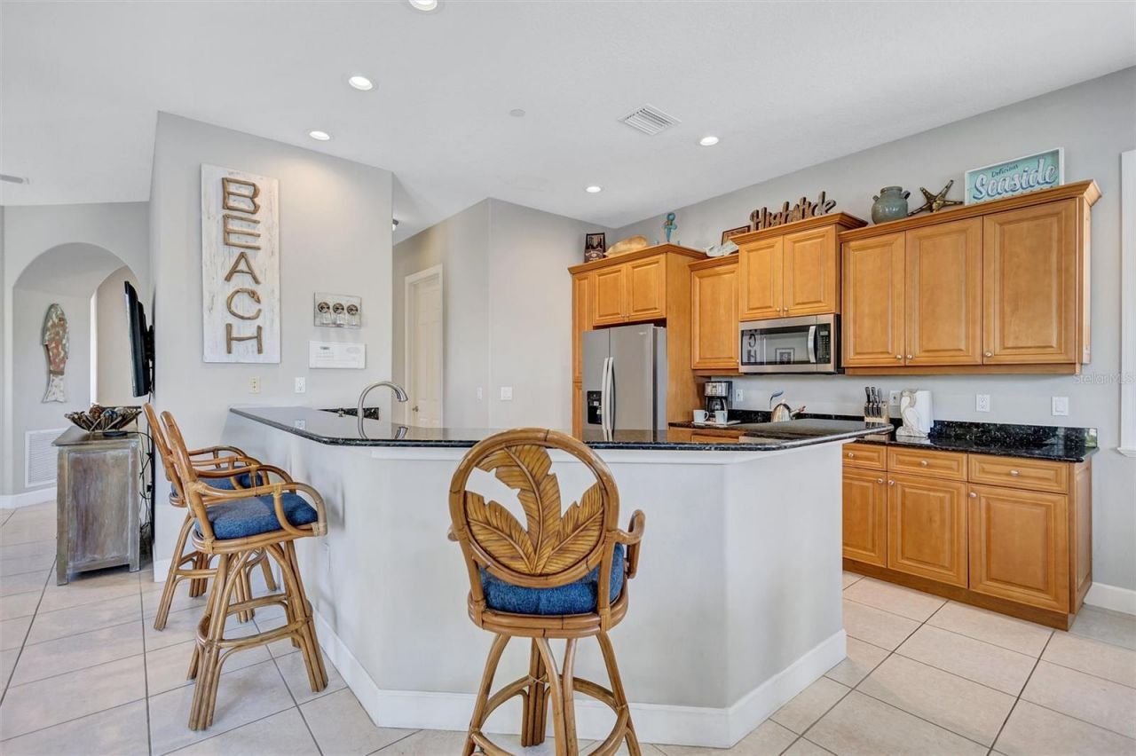 436 Canal Road, Unit A, Sarasota, FL 34242 Photo