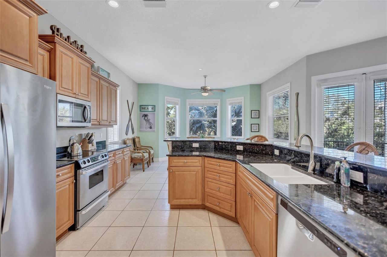 436 Canal Road, Unit A, Sarasota, FL 34242 Photo