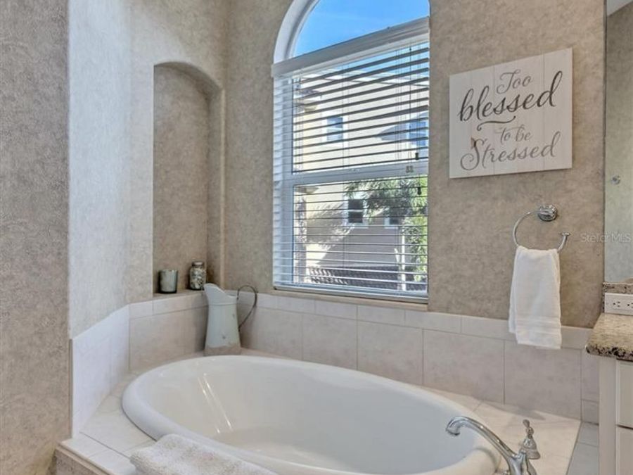Property Image 59