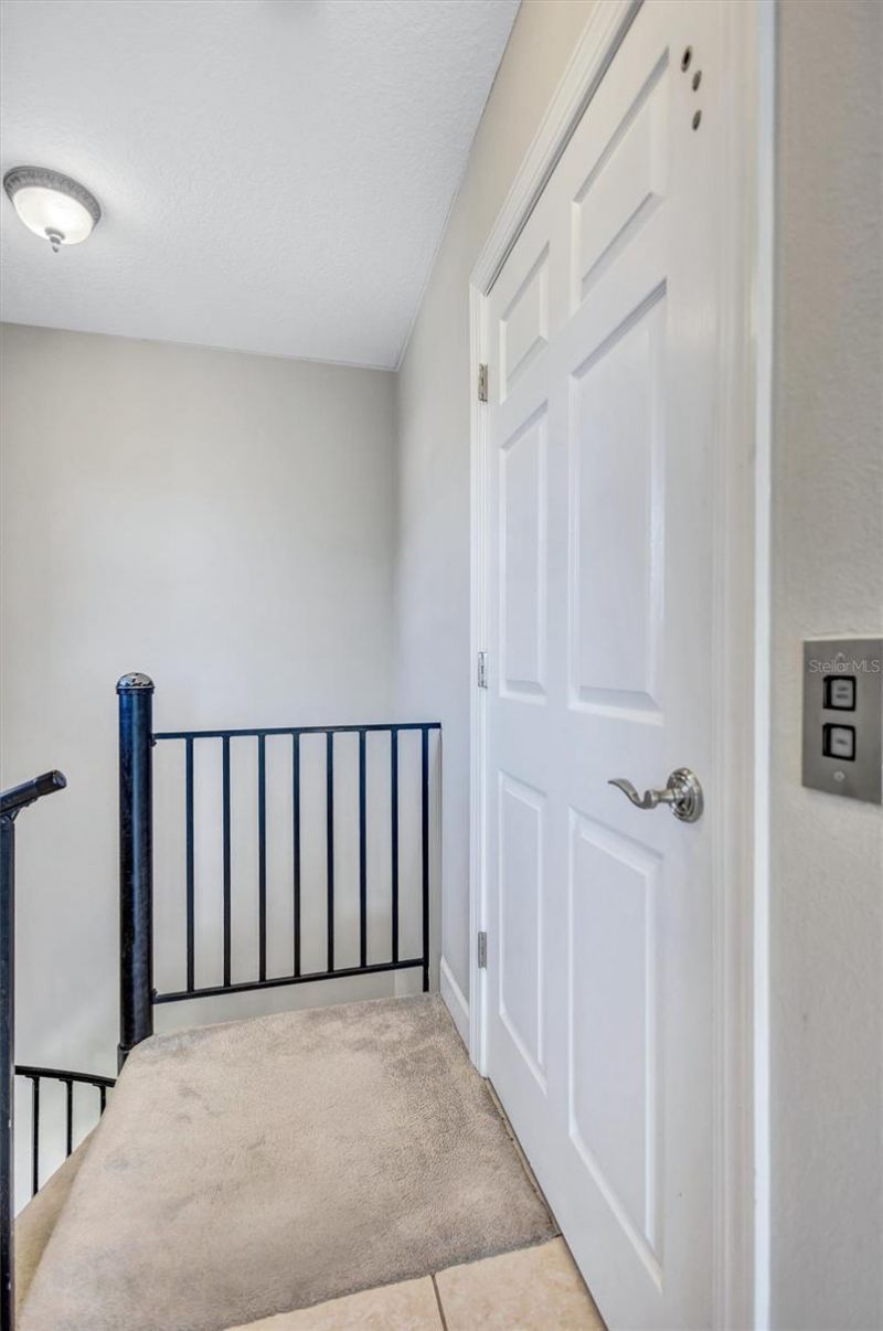 436 Canal Road, Unit A, Sarasota, FL 34242 Photo