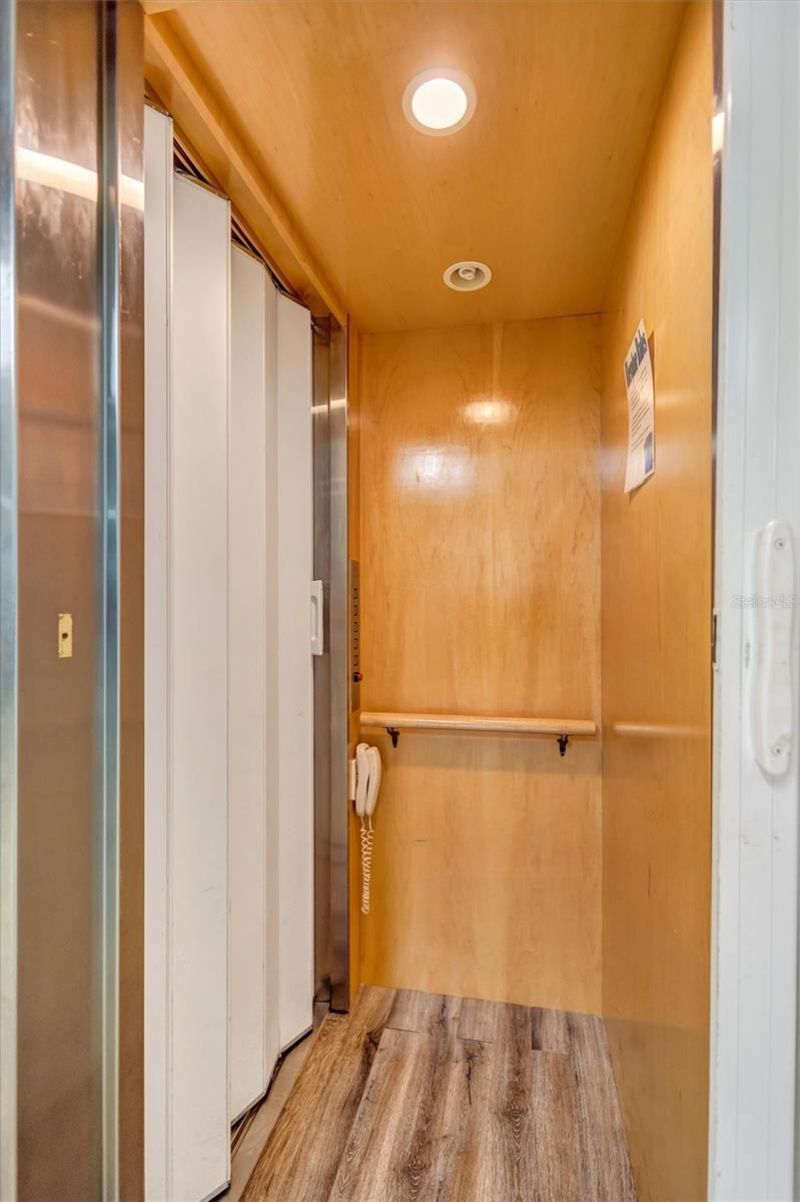 436 Canal Road, Unit A, Sarasota, FL 34242 Photo