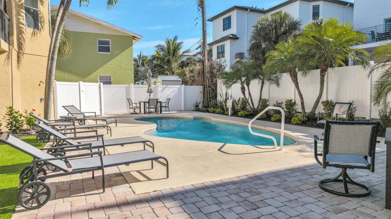 436 Canal Road, Unit A, Sarasota, FL 34242 Photo