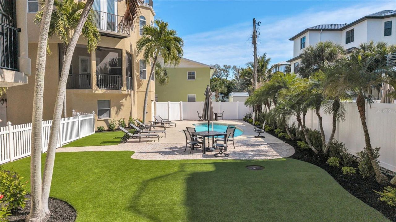 436 Canal Road, Unit A, Sarasota, FL 34242 Photo