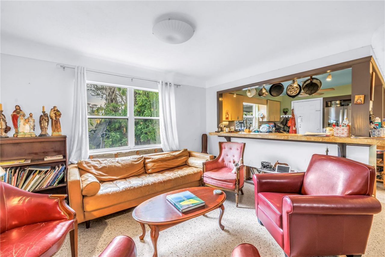 1297 Eden Isle Boulevard Ne, Saint Petersburg, FL 33702 Photo