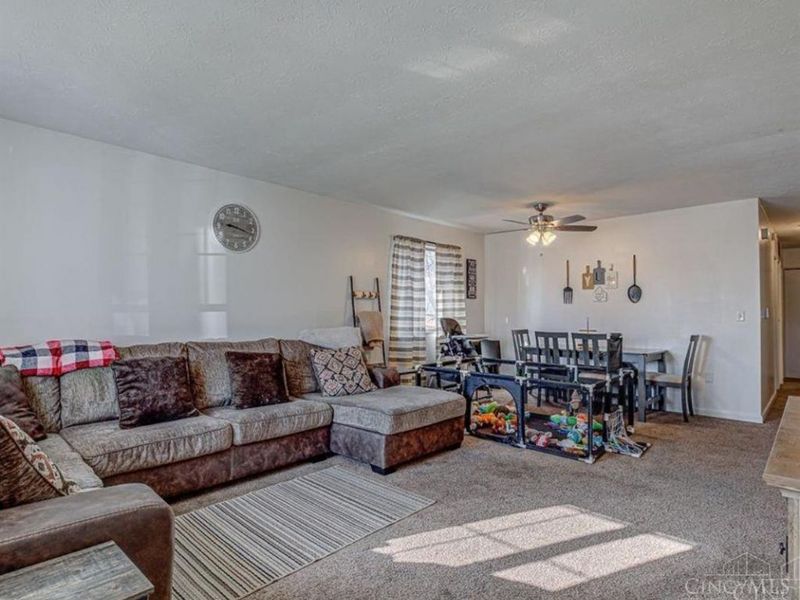 1808 Waynebrook Drive, Middletown, OH 45044 Photo 3