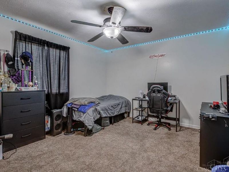 1808 Waynebrook Drive, Middletown, OH 45044 Photo 8