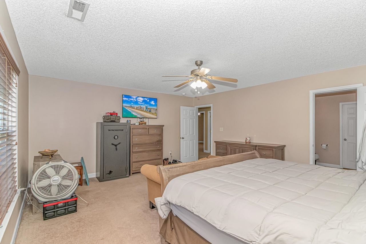 143 Clovis Circle Photo 10