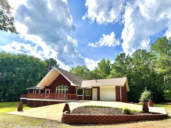 1310 Deerwood Drive, Madison, GA 30650