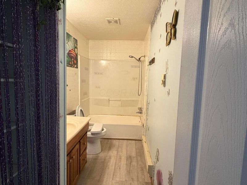 1329 Birch Drive, Columbus, OH 43223 Photo 5