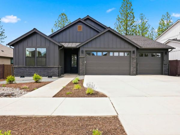 1337 NW Ochoa Drive, Bend, OR 97703