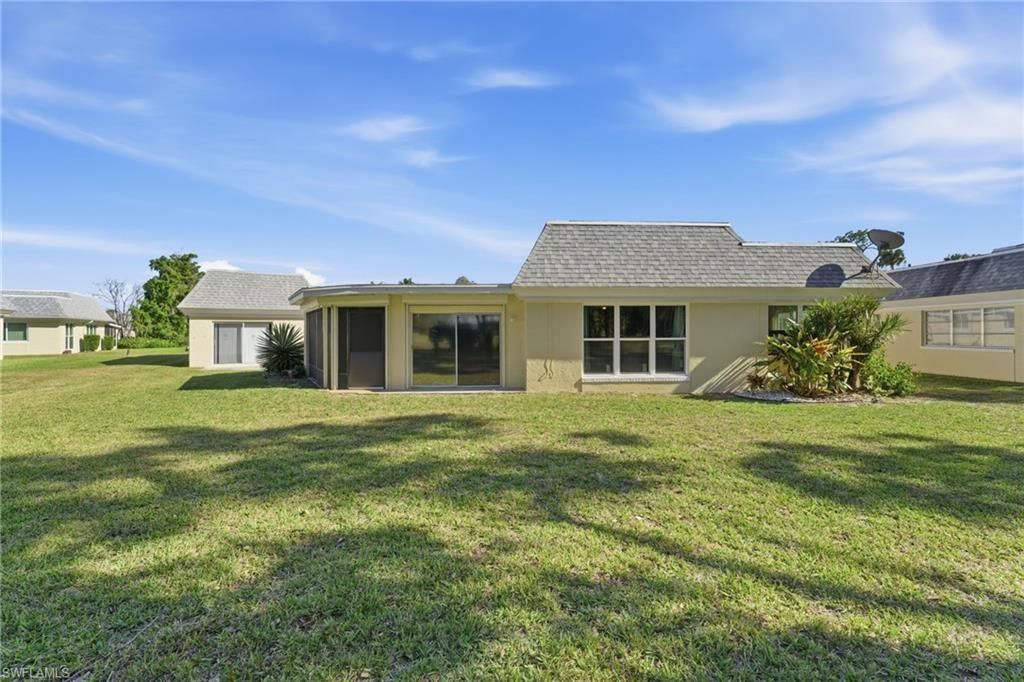 4 E Greens Cir, Lehigh Acres, FL 33936 Photo