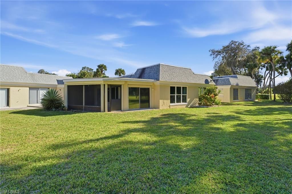 4 E Greens Cir, Lehigh Acres, FL 33936 Photo