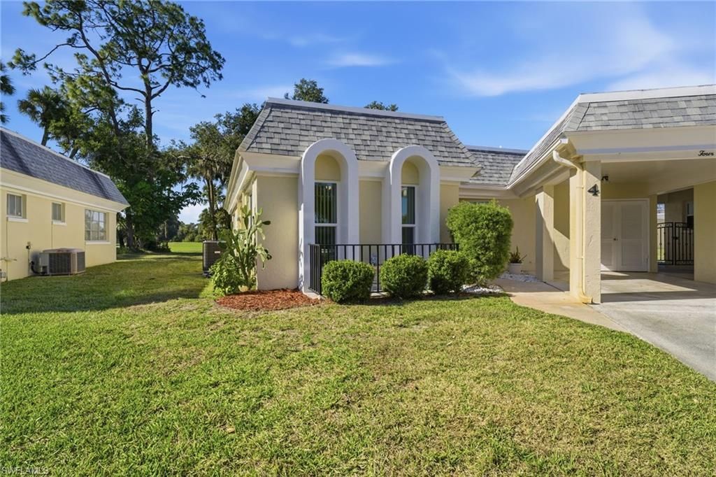 4 E Greens Cir, Lehigh Acres, FL 33936 Photo