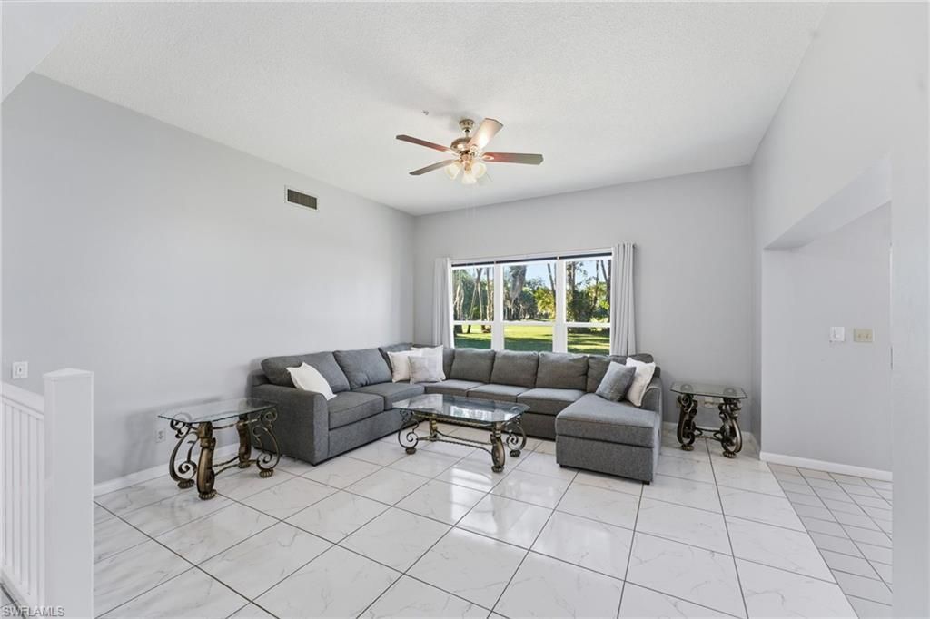 4 E Greens Cir, Lehigh Acres, FL 33936 Photo