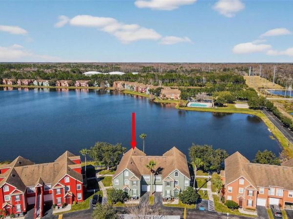 9820 LAKE CHASE ISLAND WAY, Unit 9820, TAMPA, FL 33626