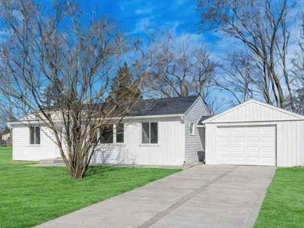 41 Tamarack Street, Central Islip, NY 11722