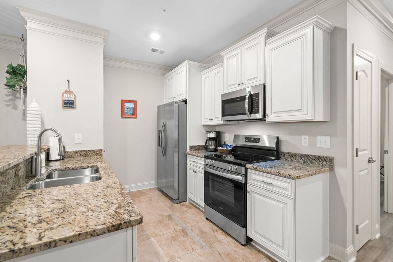 81 Delray Dr. Photo 12