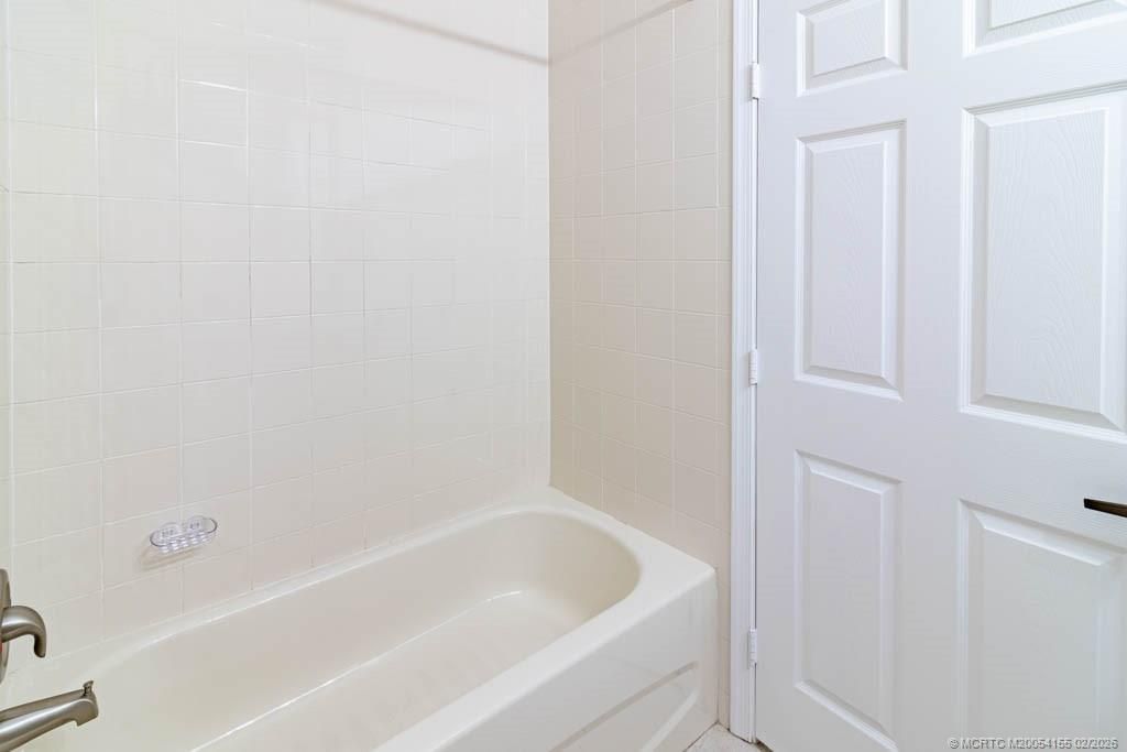 356 SE Bloxham Way, Stuart, FL 34997 Photo