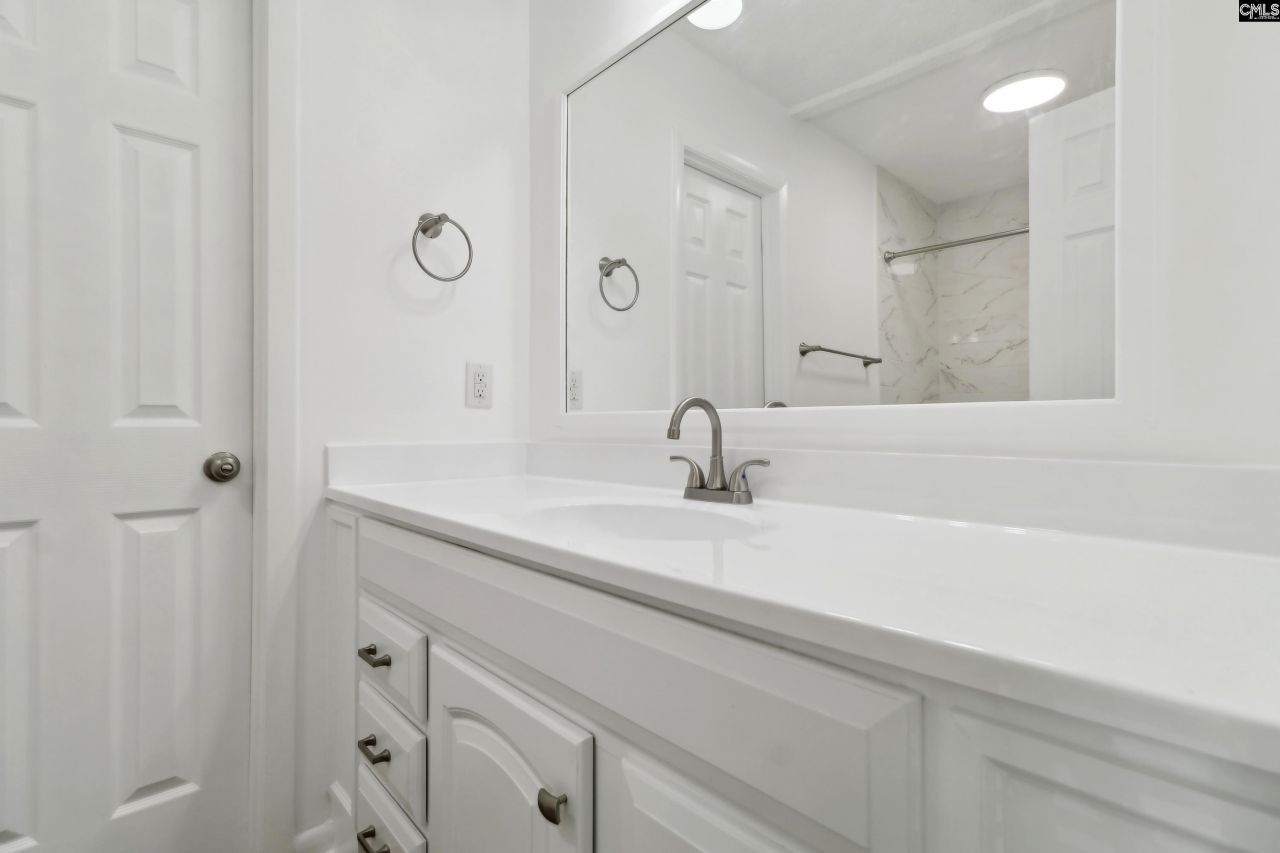 6905 Cleaton Road  Photo 29