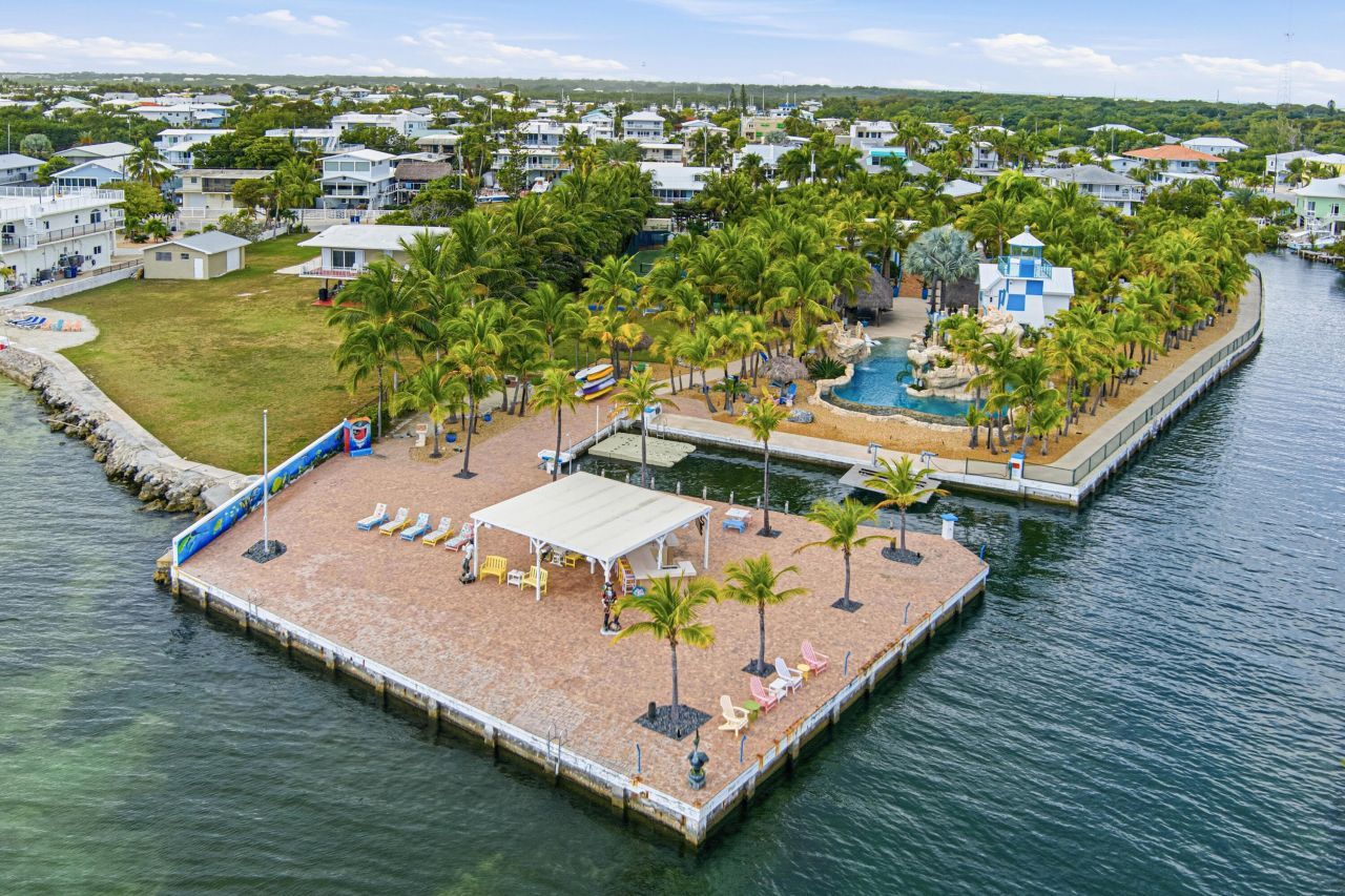 101 Oleander Circle, Key Largo, FL 33037 Photo