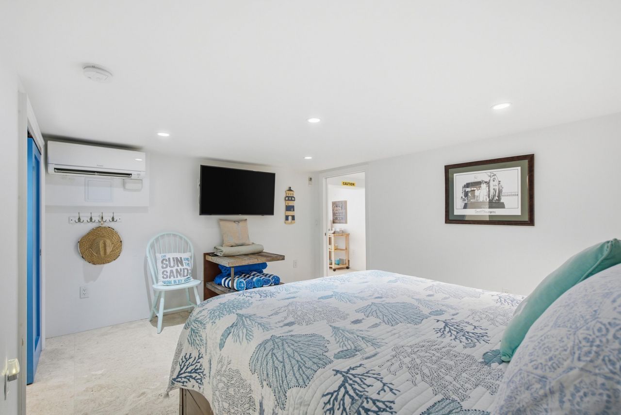 101 Oleander Circle, Key Largo, FL 33037 Photo