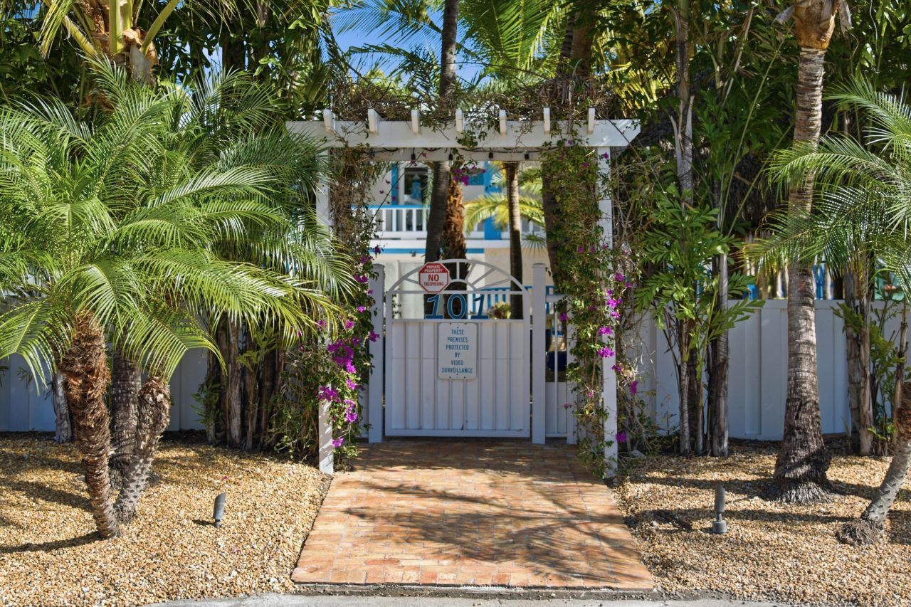 101 Oleander Circle, Key Largo, FL 33037 Photo